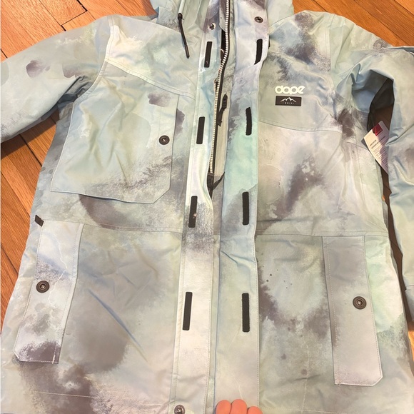 Adept Women’s Snowboarding Jacket - Picture 8 of 11